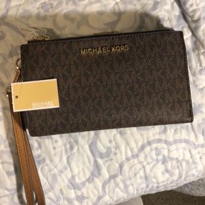 Michael Kors Wristlet